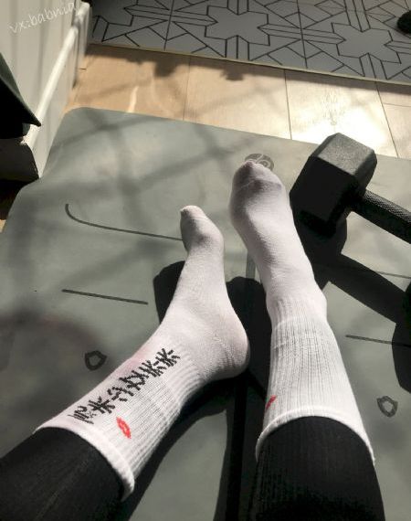 4p一女三男前后夹击在线视频_高清在线观看视频