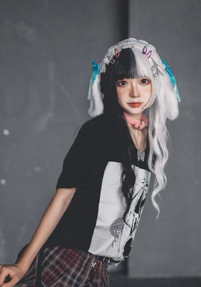 小寡妇好紧进去了好大看视频一_未删减完整版